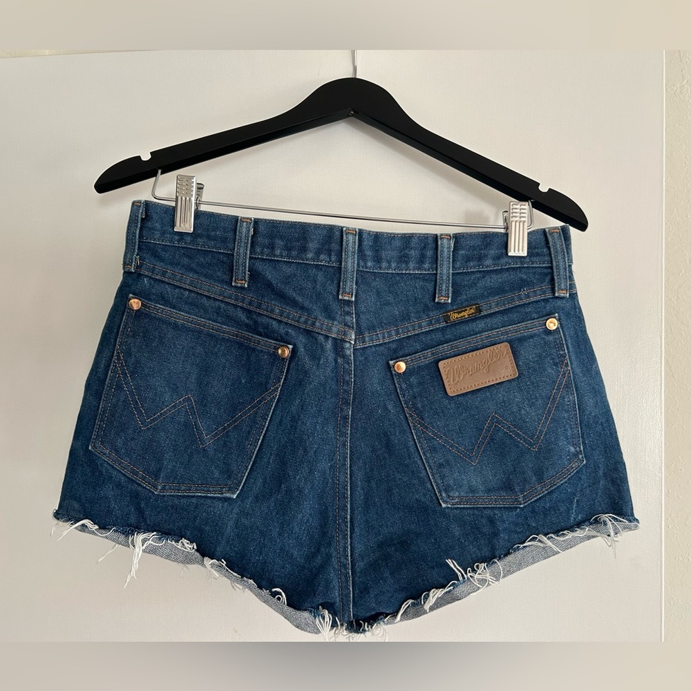 Vintage Wrangler High-Waisted Cut-Off Jean Shorts